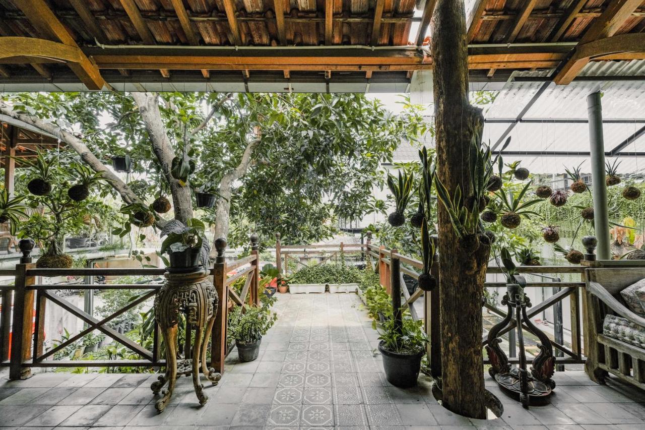 Bed and Breakfast Djajanti House Semarang Exteriér fotografie