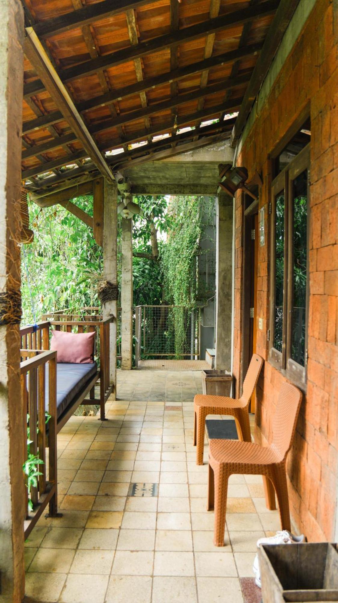 Bed and Breakfast Djajanti House Semarang Exteriér fotografie