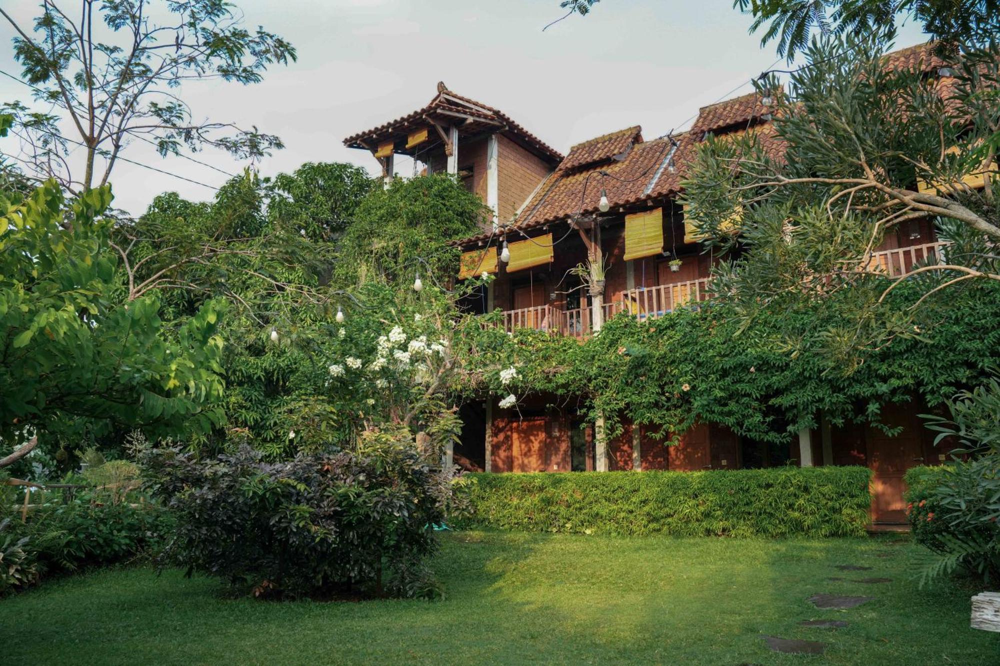Bed and Breakfast Djajanti House Semarang Exteriér fotografie