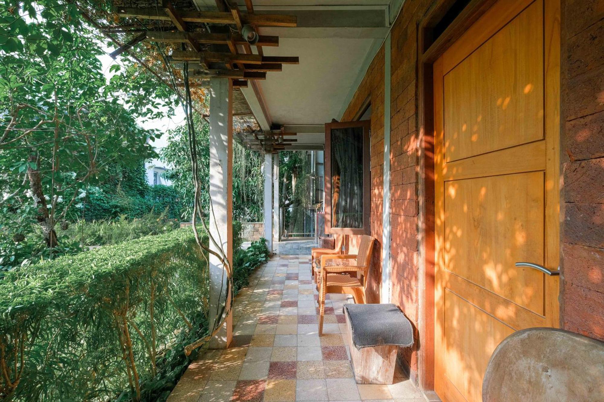 Bed and Breakfast Djajanti House Semarang Exteriér fotografie