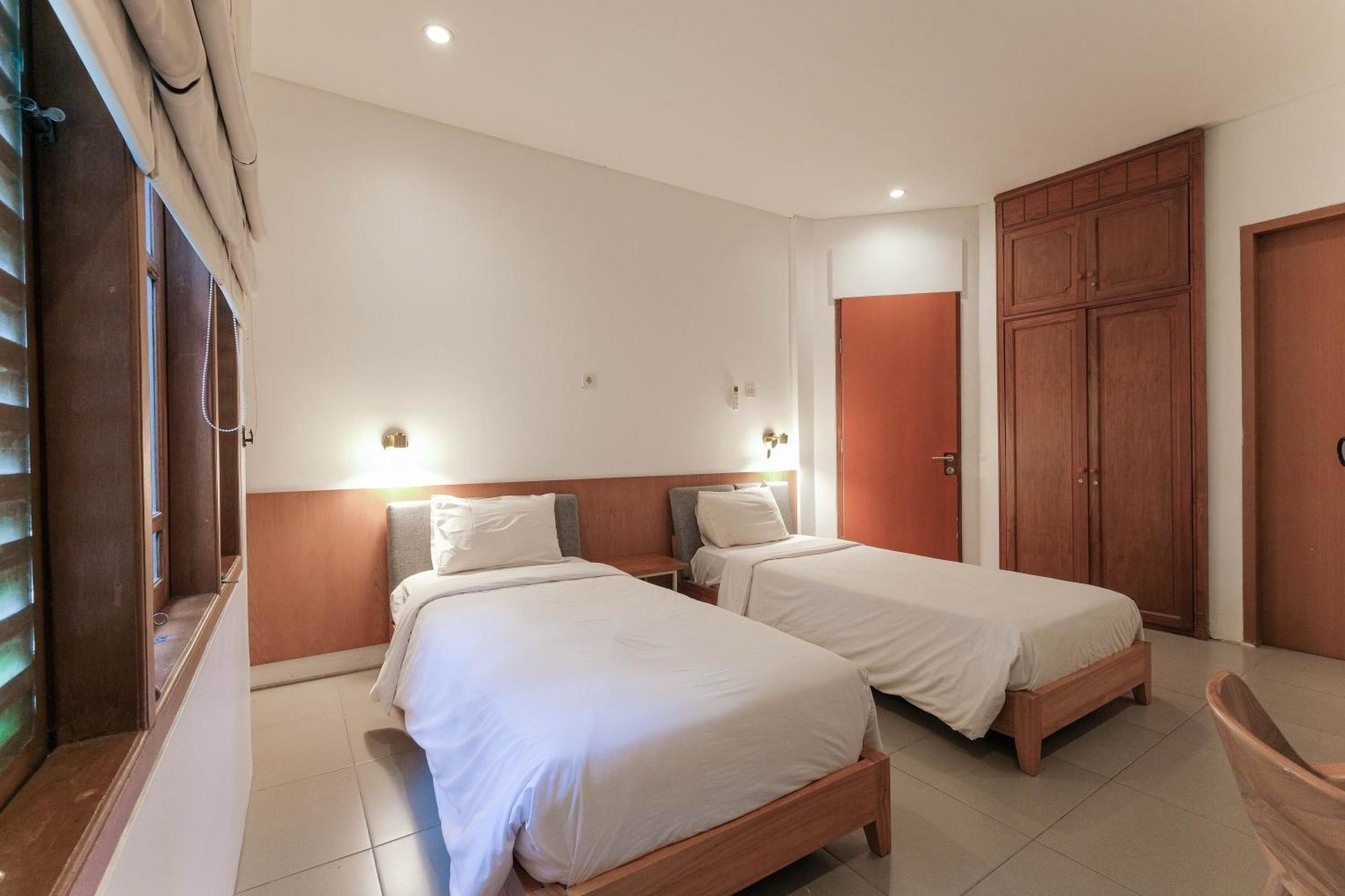 Bed and Breakfast Djajanti House Semarang Exteriér fotografie